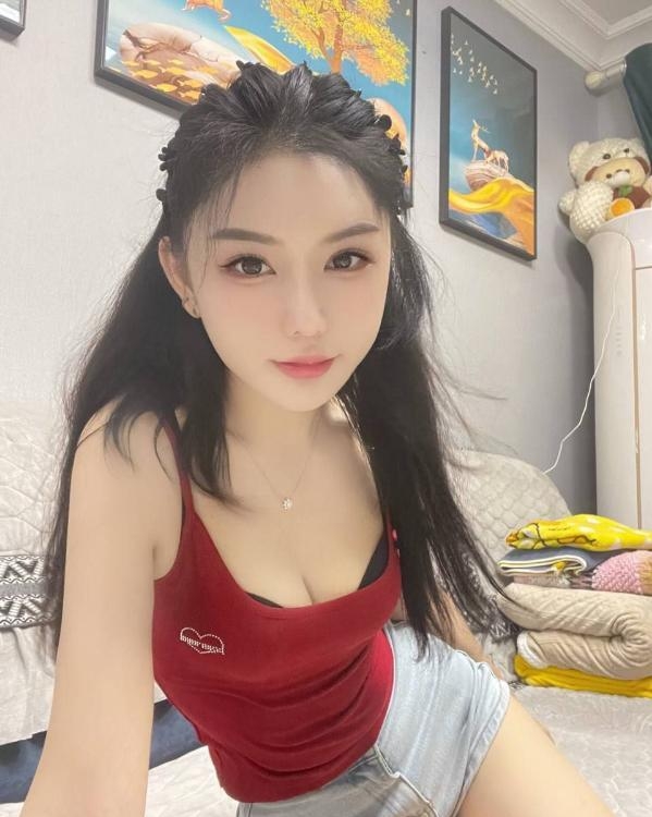 大长腿青青子衿