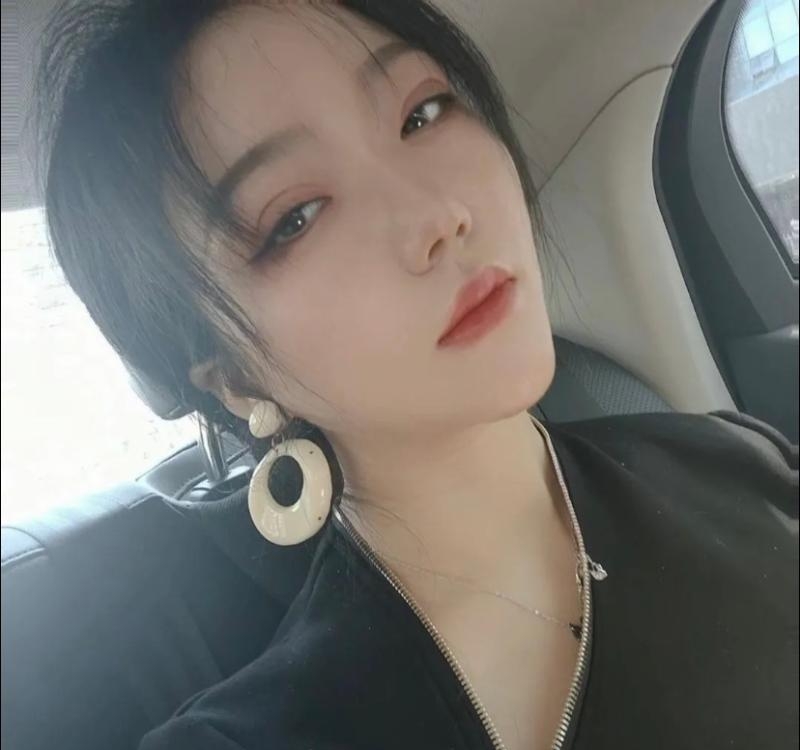 雨花干净制服少妇