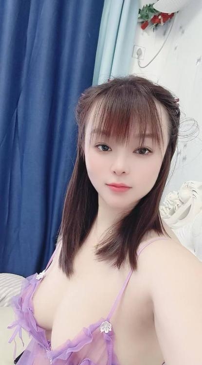 洪山性感丰满姐姐