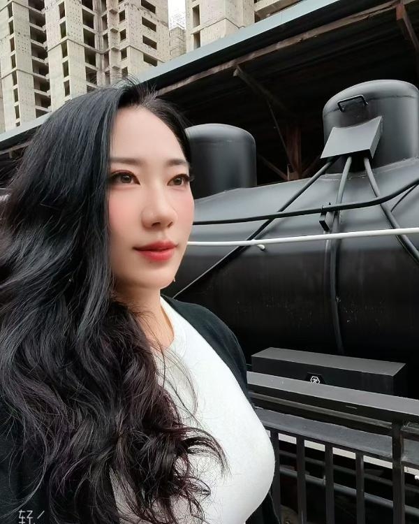 丰台大胸美少妇