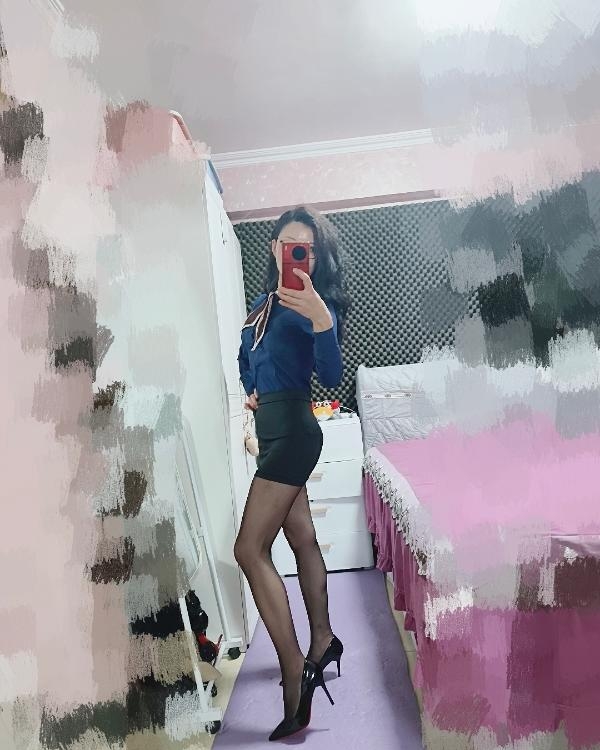 气质女人御姐喷泉